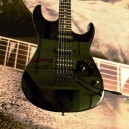 Guitarra Washburn S1B / Headstock invertido / captação S/S/S
